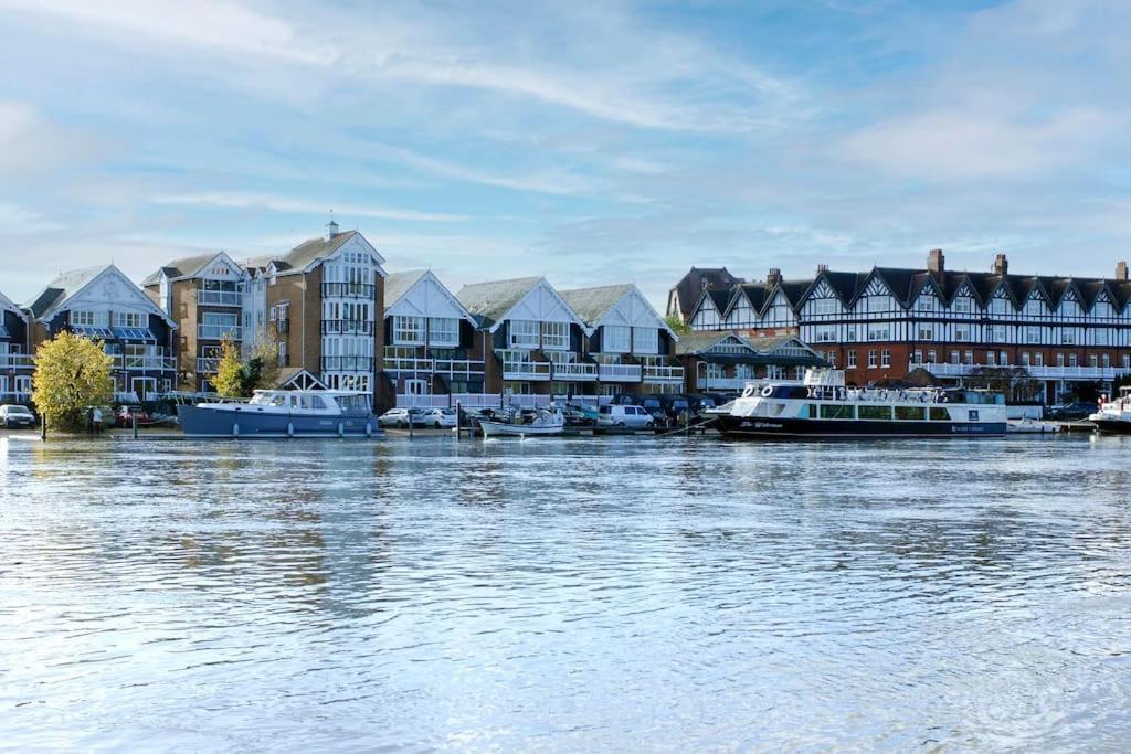 The Oars - Riverfront Property Henley-on-Thames Exterior photo
